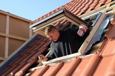 Pose de fenêtres de toit Velux au Grais